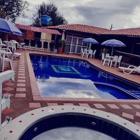 Finca Hotel La Melania Montenegro Buitenkant foto