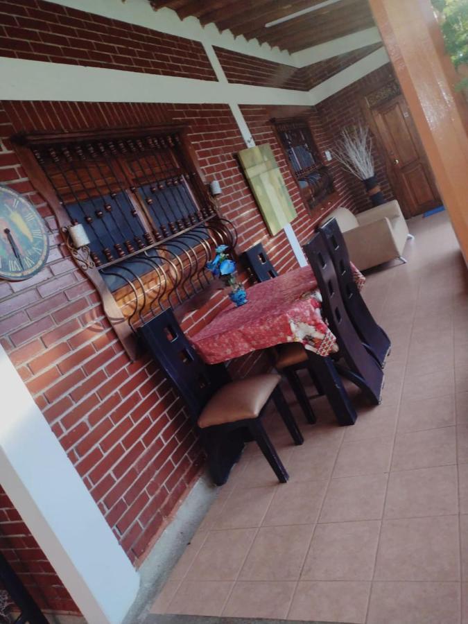 Finca Hotel La Melania Montenegro Buitenkant foto