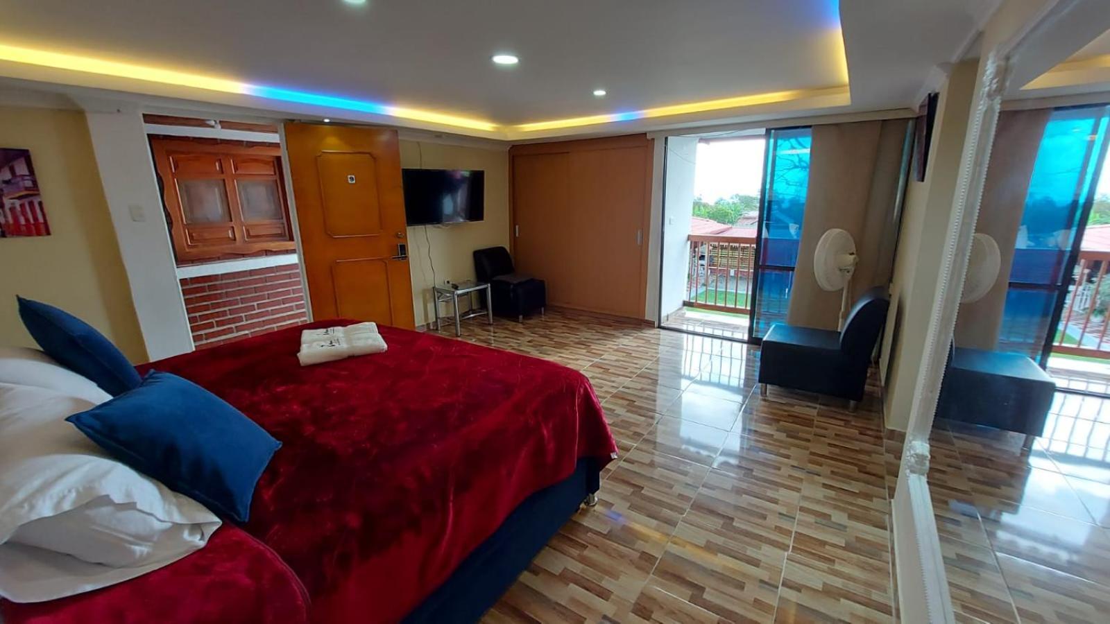 Finca Hotel La Melania Montenegro Buitenkant foto